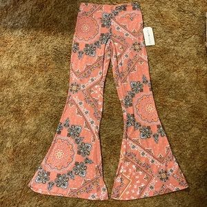 NWT! Eye Candy Women’s Flare Boho Bell Bottom Leggings Size Small